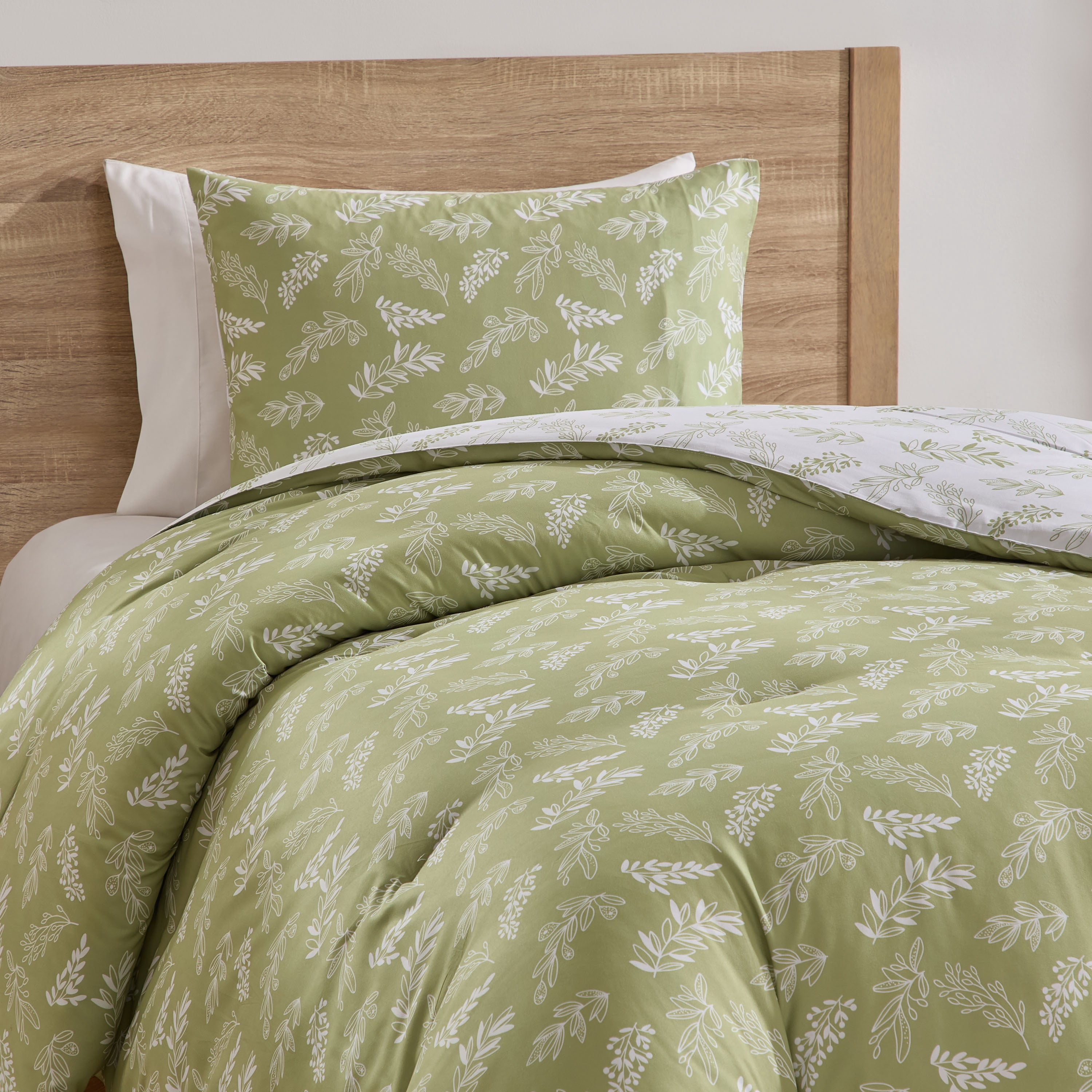 LammaLoe Twin Comforter Sets, 2 Piece Botanical Bed in a Bag, Reversible Bedding Comforter Set with Sheets, Modern Bed Set, Sage Green/Off White