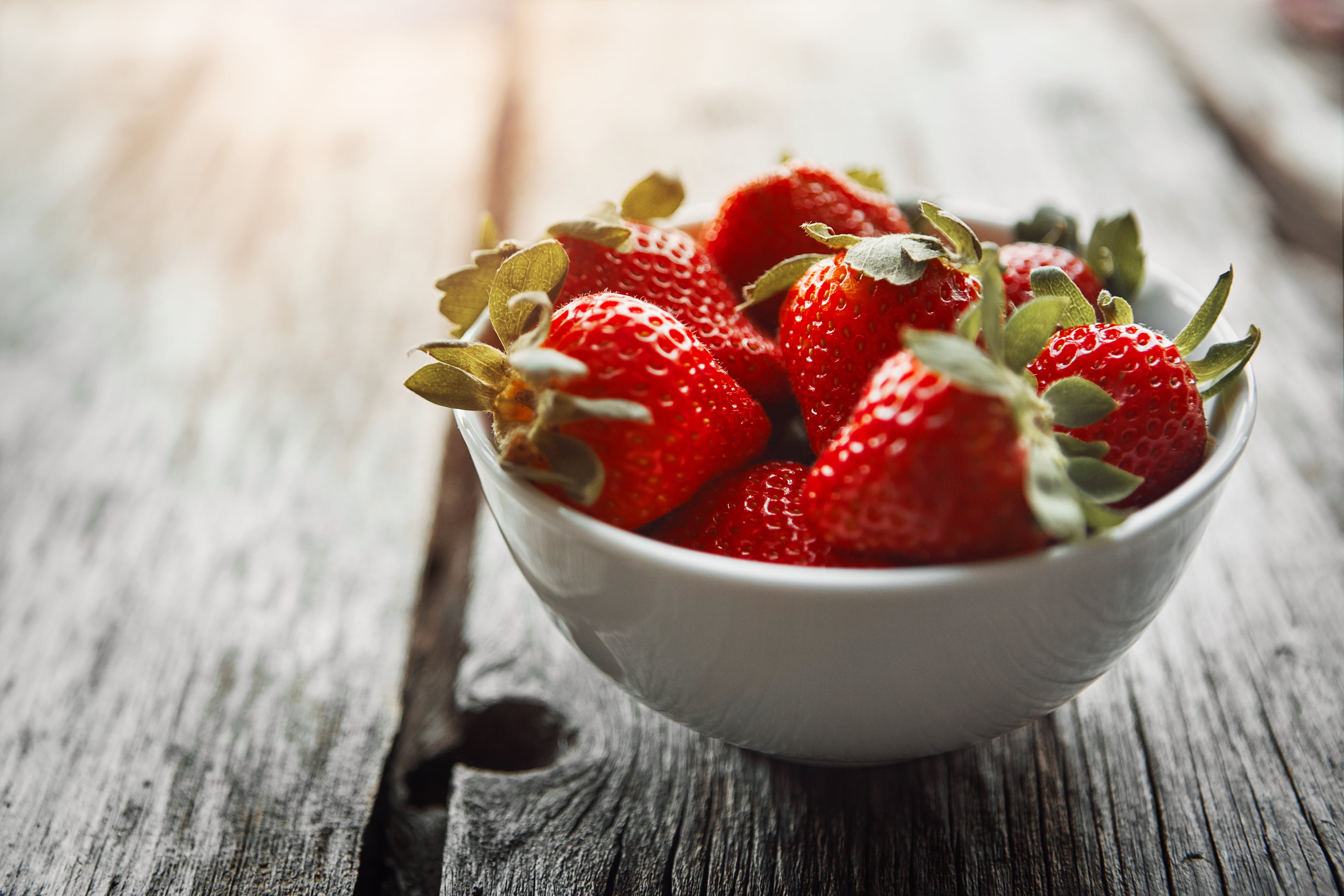Fresh Hydroponic Grown Strawberries, 1 lb Container