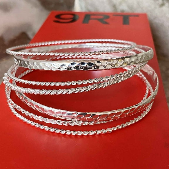 Set off 7 bangles set silver