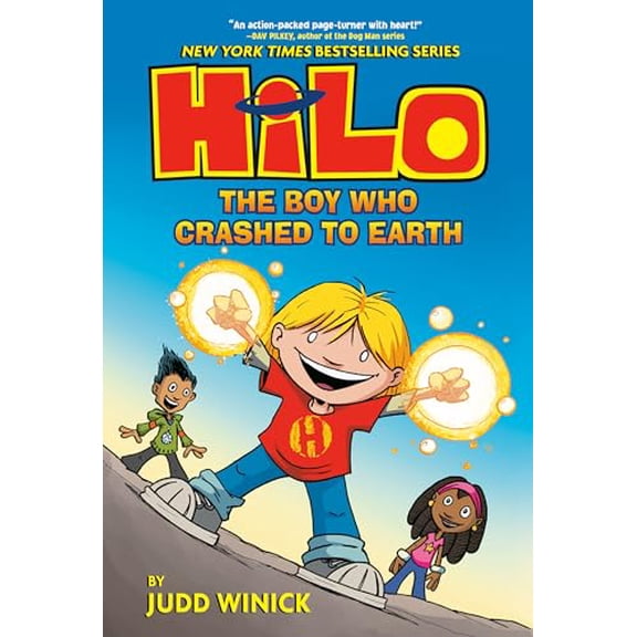 Pre-Owned Hilo Book 1: The Boy Who Crashed to Earth: (A Graphic Novel) Paperback