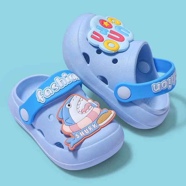 Nuevas zapatillas de estilo de dibujos animados para niños, suela suave antideslizante, ropa exterior para el hogar para niños y niñas, mocasines para bebés, ajuste cómodo