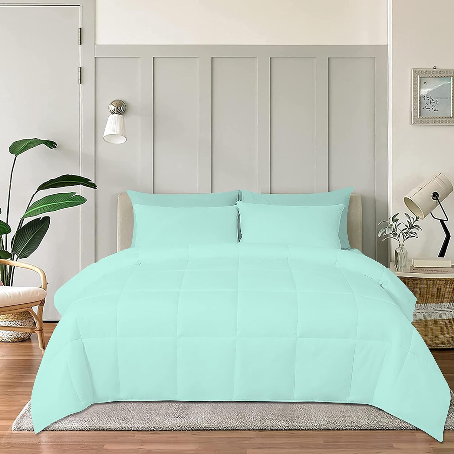 D.N.G. BEDDINGS Deluxe All Seasons King/Cal King Size 800 Thread Count, Solid Aqua Blue Down Alternative 5 Piece Box Design Comforter Set 100% Egyptian Cotton