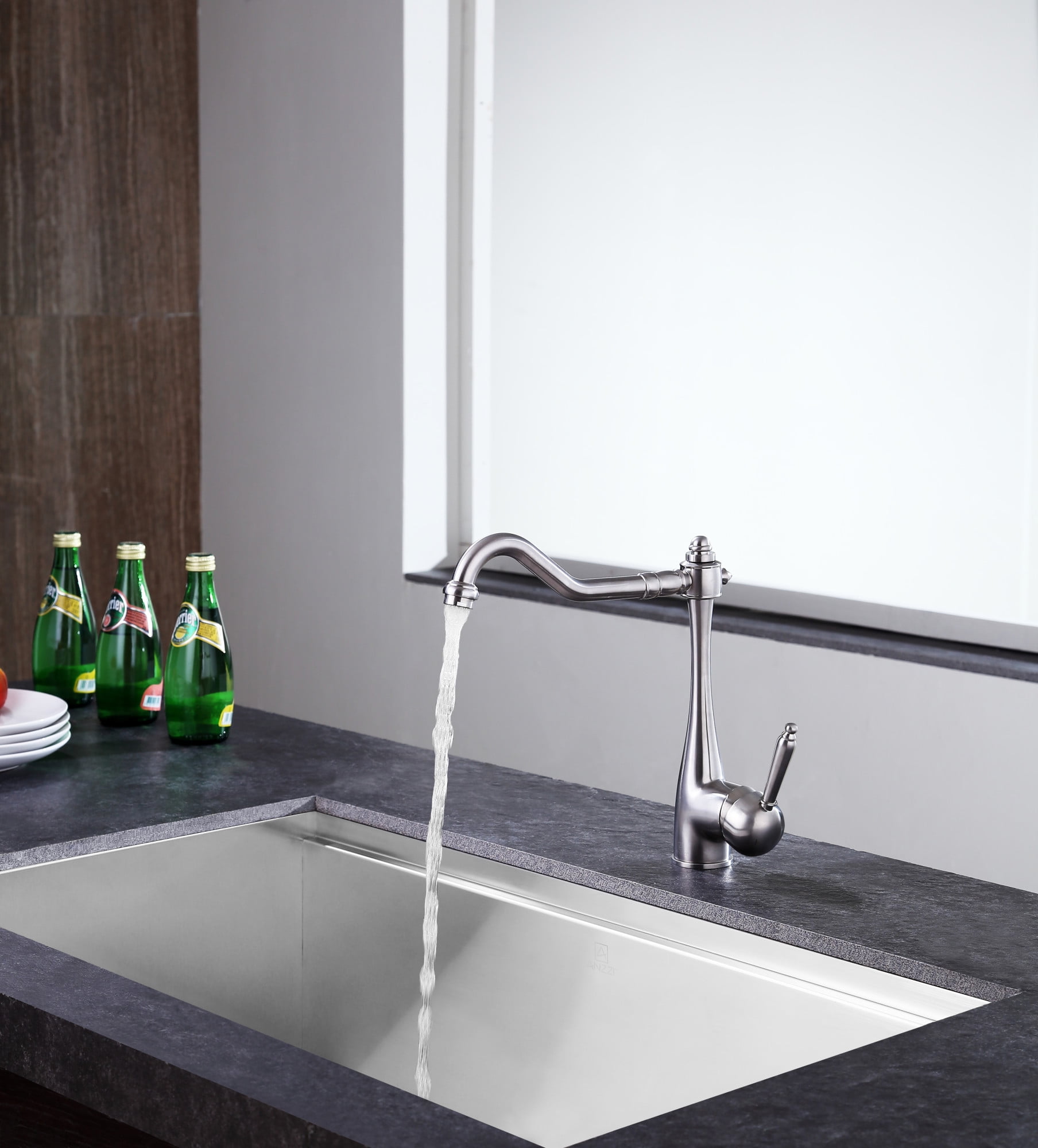 Patriarch Single Handle Standard Kitchen Faucet in Polished Chrome