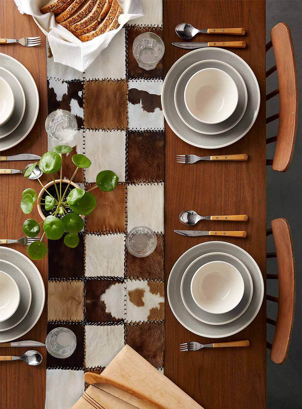 Abstract Cowhides Table Runner Brown Beige Animal Fur Texture Tablerunners 18 x 72 Inch, Table Decorations Tabletop Scarf for Summer Gathering Holiday Farmhouse Kitchen Dining Decor