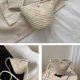thumbnail image 2 of Bolso de hombro Qarigey de algodón para mujer estuche de viaje color blanco, 2 of 6