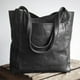 thumbnail image 2 of Nvzi Nuevo bolso de hombro de piel sintética suave para mujer, bolso grande informal, color negro, 2 of 4
