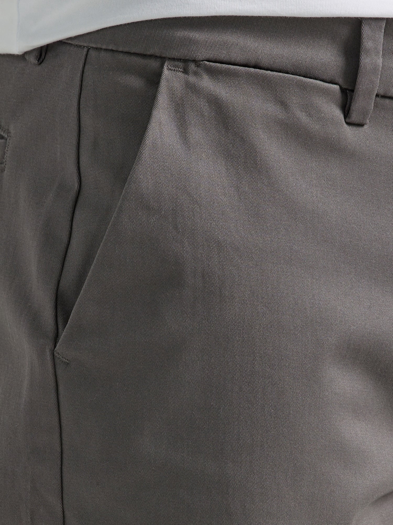 Lee® Men's Legendary Flat Front Relaxed Straight Pant with Wrinkle Resist