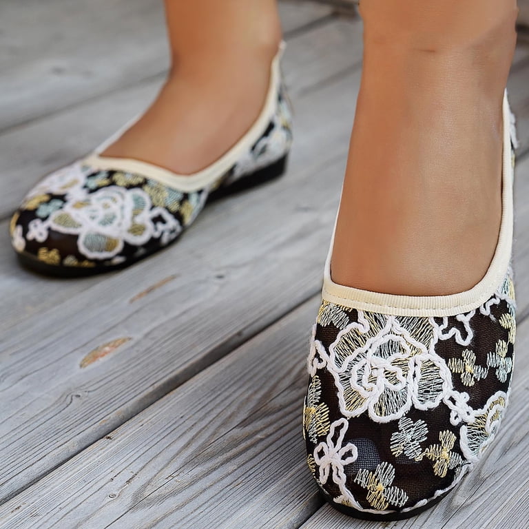 Veyoii Round Toe Comfortable Women's Casual & Dress Shoes Daily Wear Spring Summer Plus Size Office Work Cushioned Casual Shoes for Travel Walking All