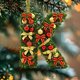 thumbnail image 4 of Adornos navideños artesanales decorativos para el árbol, monogramas decorativos acrílicos 2D con gorro de Papá Noel, 26 letras, adornos navideños colgantes para manualidades, decoración navideña para, 4 of 5