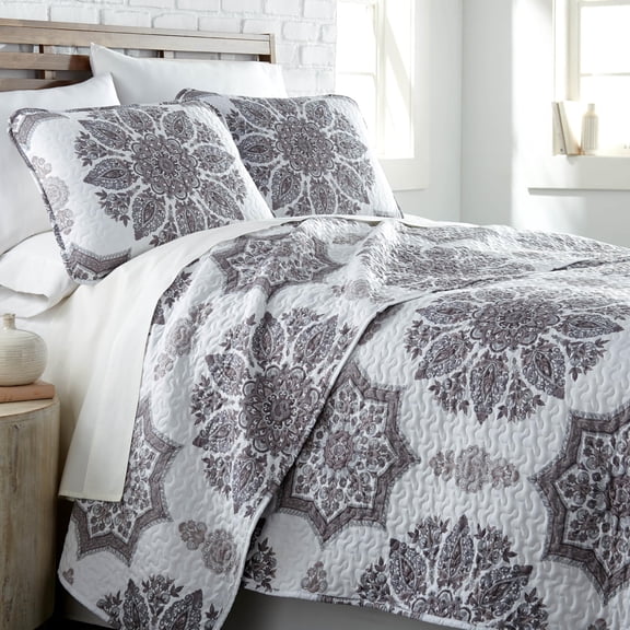 Infinity Printed Quilt Set by SouthShore Fine Linens