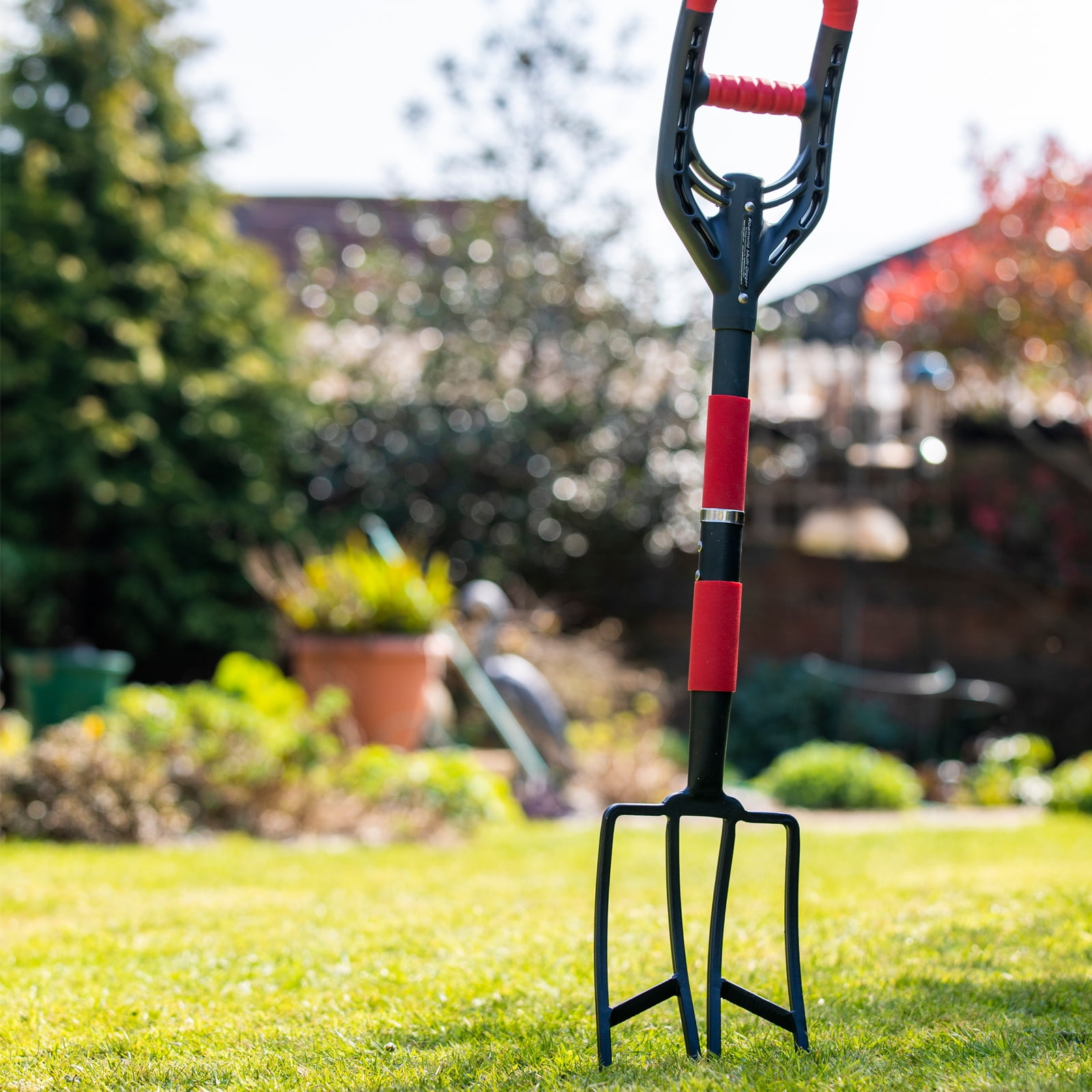Image of Garden Fork lawn digger