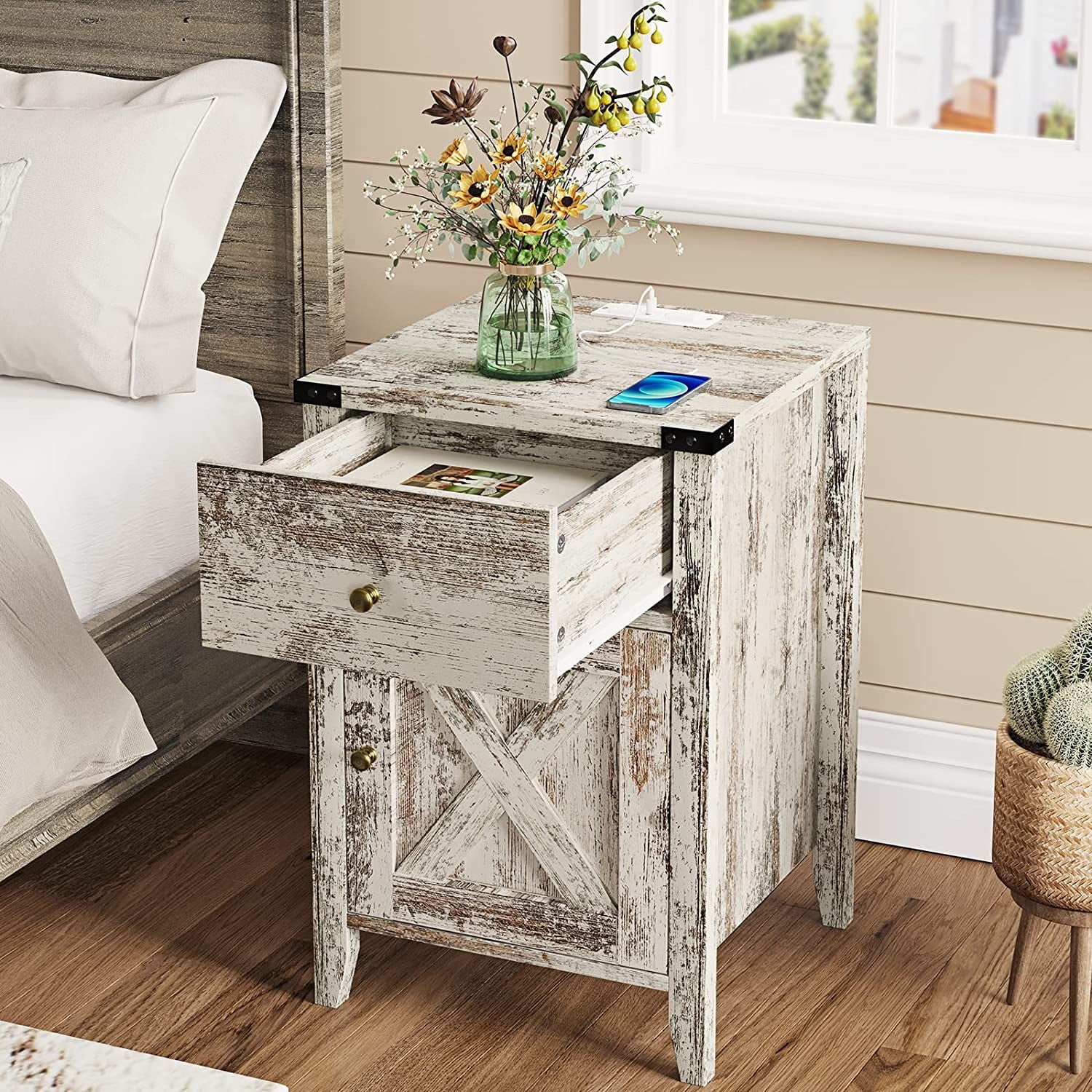 Rustic Modern Farmhouse End Table Nightstand Bedroom Sofa w/USB Charging Station 
