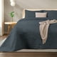 thumbnail image 1 of Colcha Ligera Dreamlab con 2 Fundas de Almohada Matrimonial 210 x 240 cm Grafito, 1 of 8