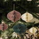 thumbnail image 3 of Decoración Colgante de de Abeja de Papel de Navidad Adorno Colgante para Árbol de Navidad de Año Decoración para Bodas, Baby Showers y el Hogar A, 3 of 9