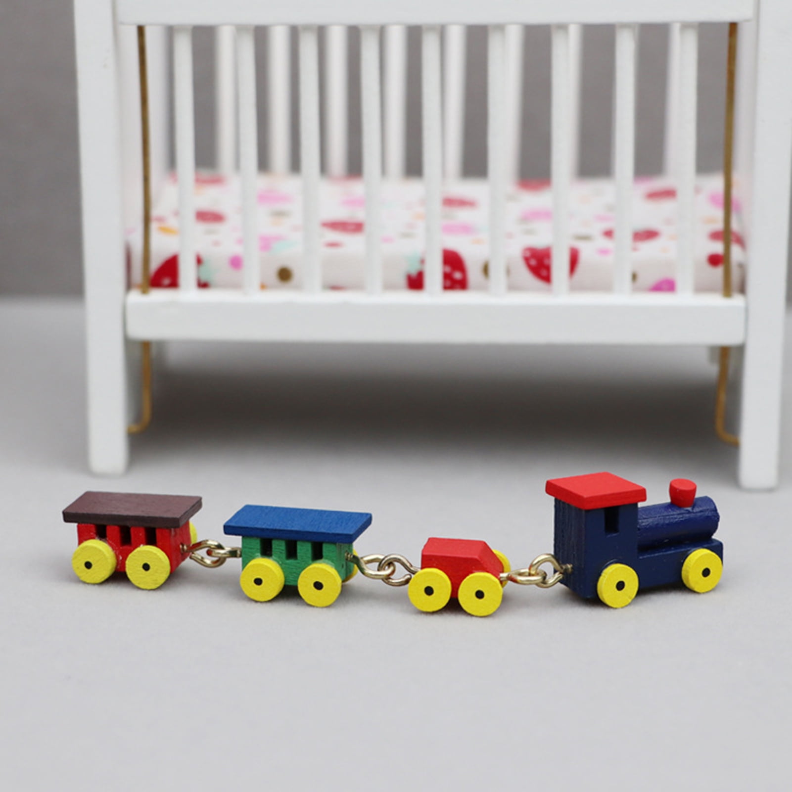 Hesroicy Realistic Mini Train Toy Threedimensional, High Reduction