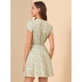 thumbnail image 4 of INSPIRE CHIC Robe Ceinturée à Fleurs pour Femme, Col en V Croisé, Manches Pétales, 4 of 6