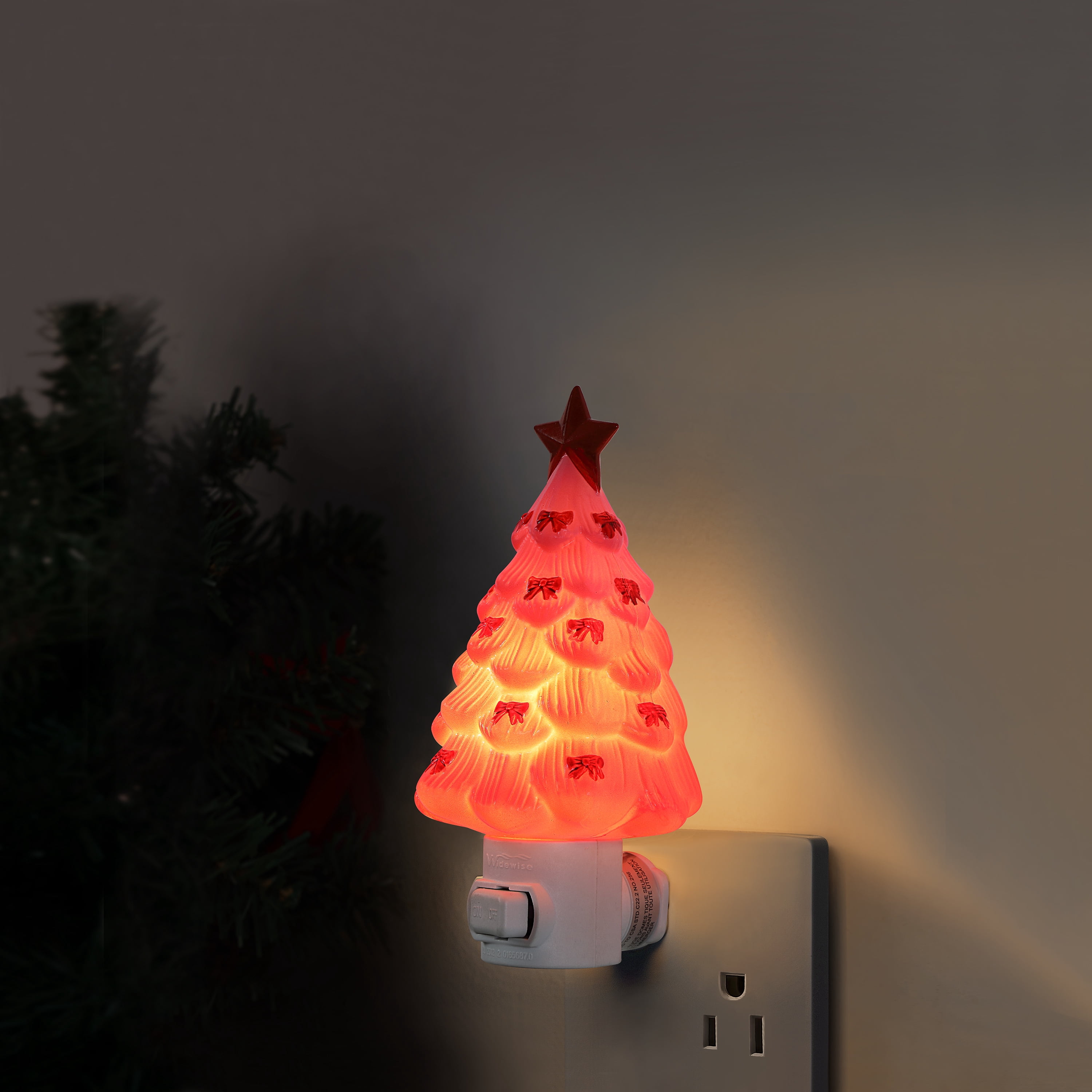 Mr. Christmas Decorative Pink Christmas Tree Nightlight, Warm White