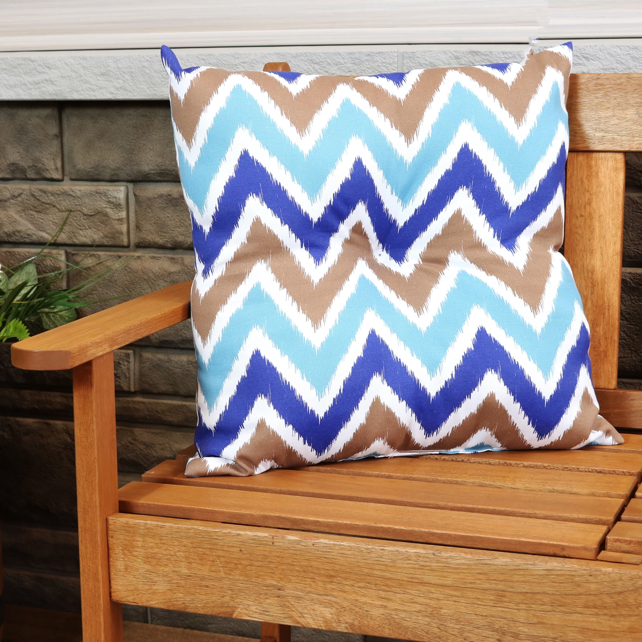 Sunnydaze 19" x 19" Chevron Bliss Polyester Square Decorative Outdoor Throw Pillow, 2 Count
