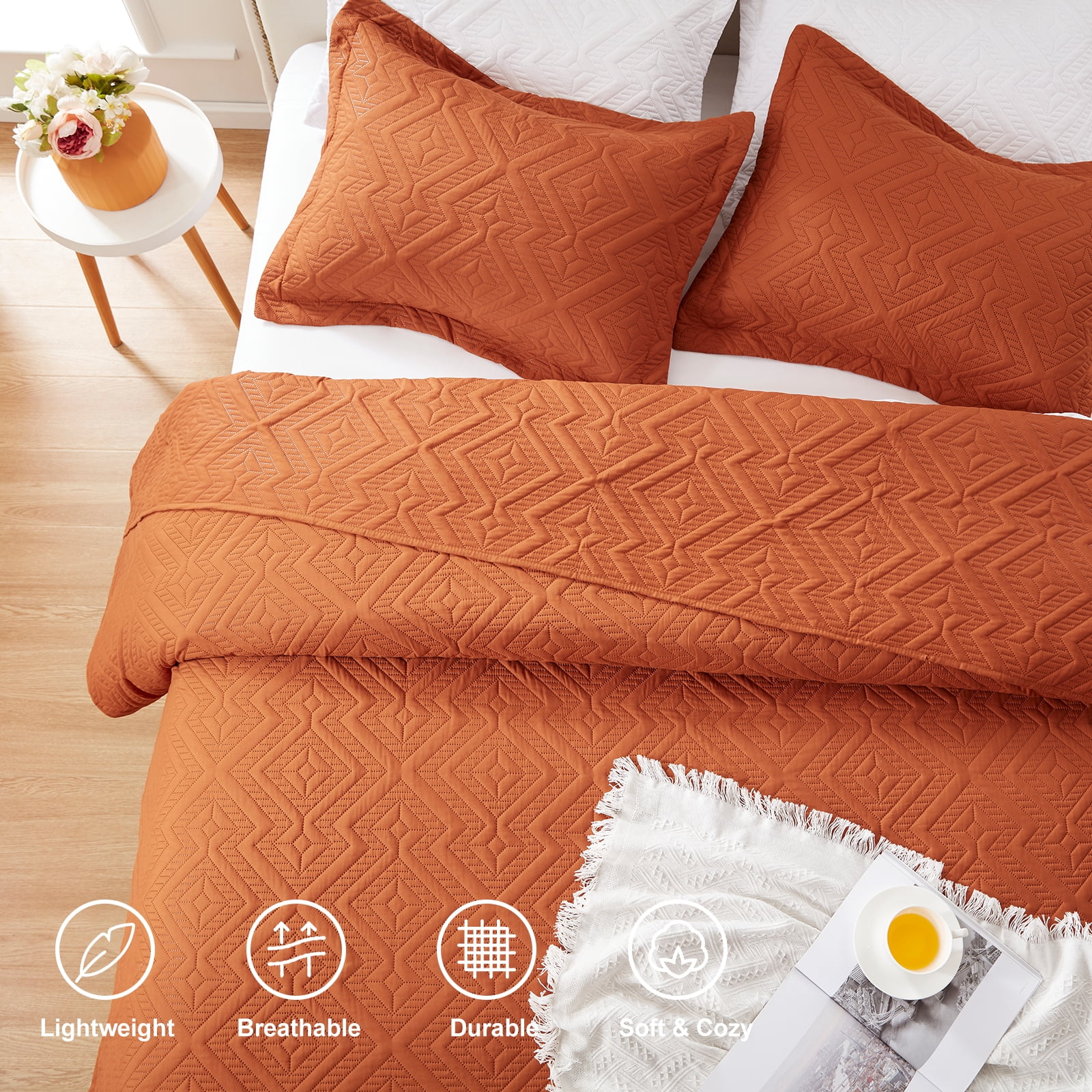 Quilt Set King Size 3 Pieces, Lightweight Burnt Orange/Rust Bedspread-98''x106'', Soft Microfiber Summer Quilt, Luxurious Warm Coverlet Set for All Seasons (Includes 1 Quilt, 2 Shams)