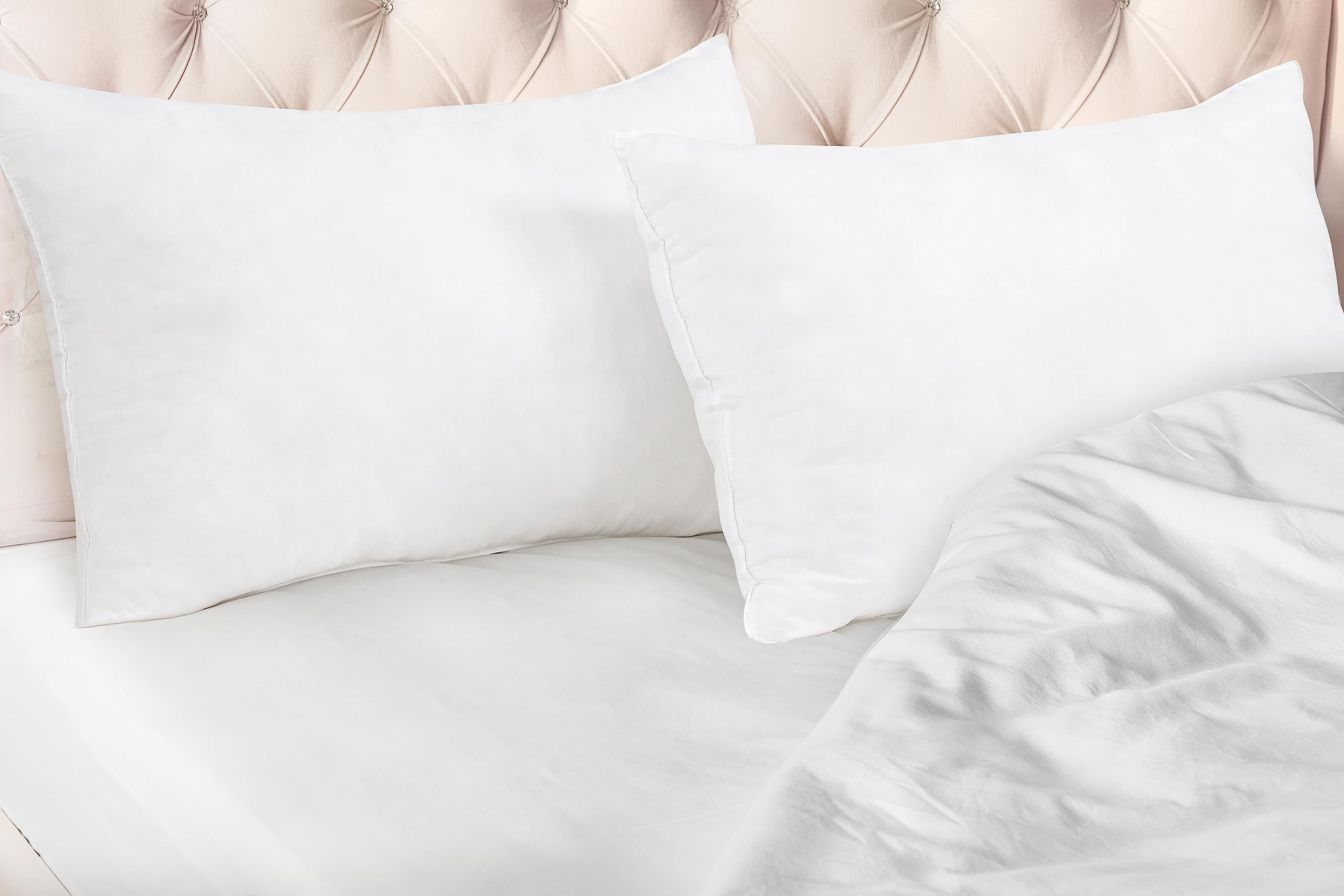 ROYALE LINENS Pillows Standard Size Set of 2 - Bed Pillows for Sleeping - Cooling Pillow for Back, Stomach & Side Sleepers - Down Alternative Standard Pillow - Hotel Quality - (20x26 Inche,Pack of 2)