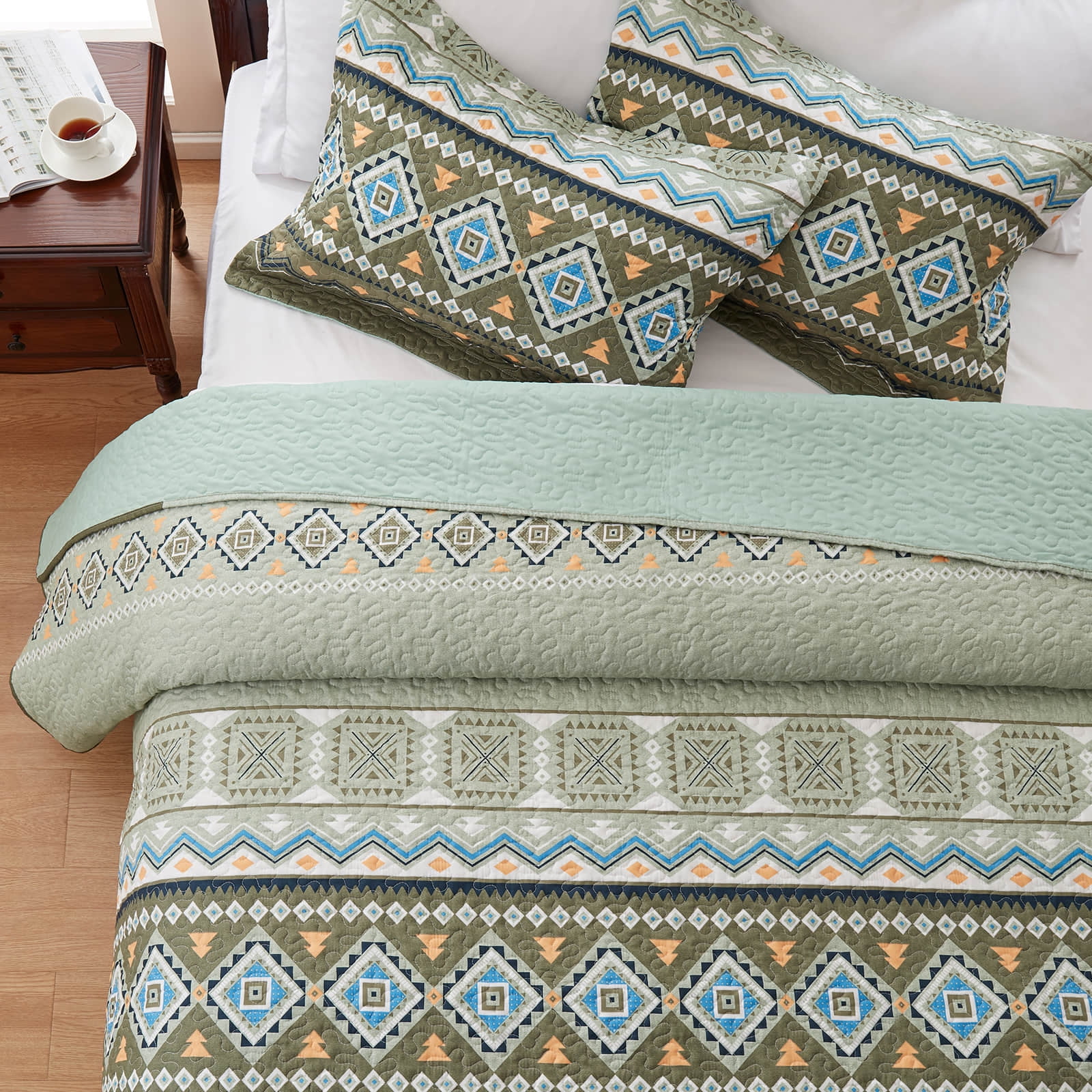 3-Piece King Size Quilt Set - Olive Green Bohemian Bedspread Coverlet with 2 Pillow Shams, Microfiber