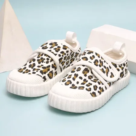 

GEDER-S Girls Leopard Print Canvas Shoes Breathable Lightweight Casual Walking Sneakers For Toddler