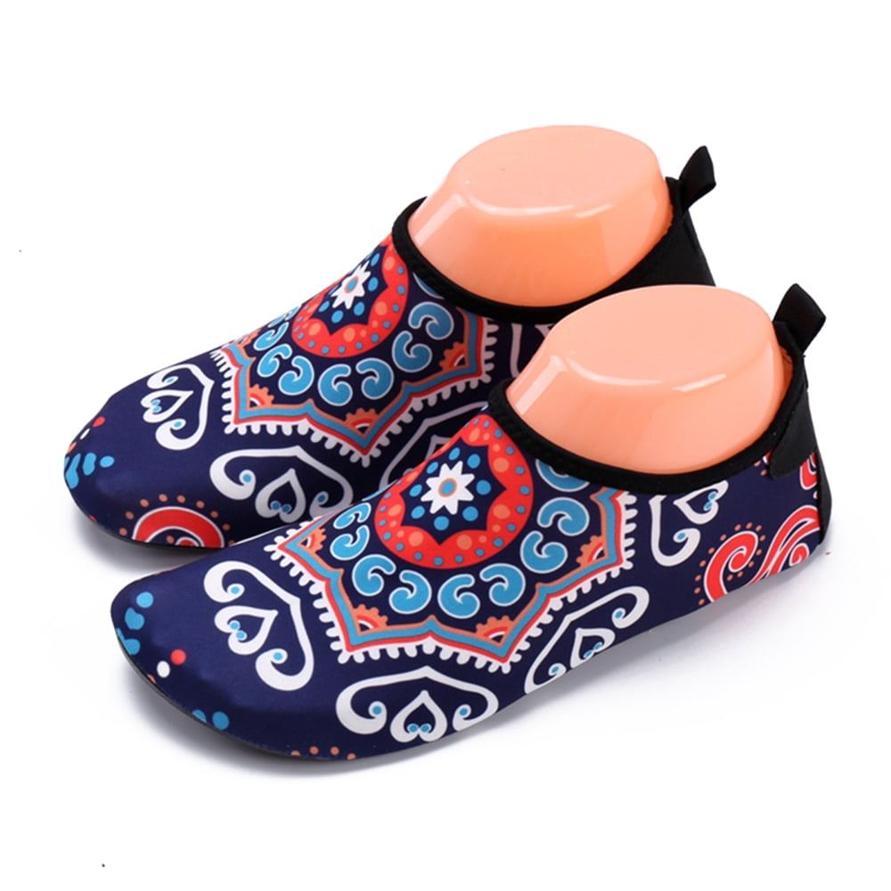 Adult Water Shoes Swim Barefoot Beach NonSlip Pool Socks Diving Shoes 3839 01