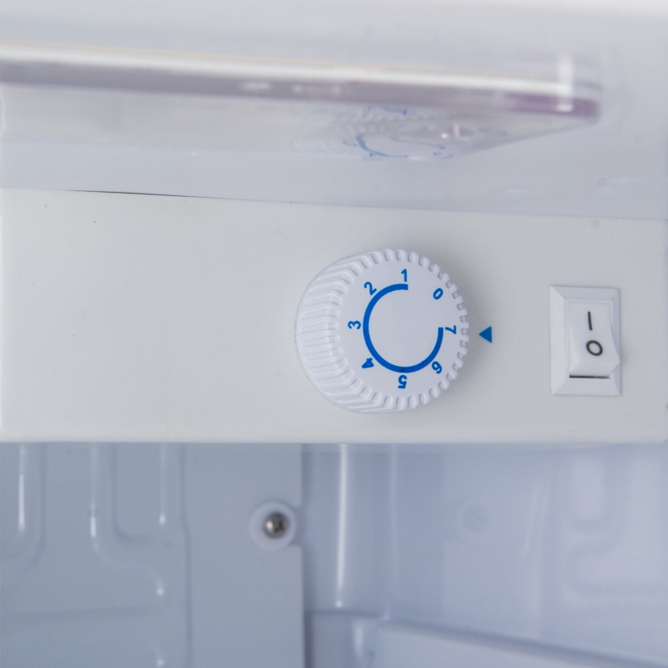 della beverage cooler