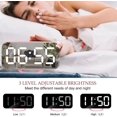 thumbnail image 4 of Reloj despertador digital, pantalla de espejo LED grande, 2 puertos de carga USB, brillo ajustable automáticamente, hermoso reloj moderno en dormitorio y oficina,, 4 of 5
