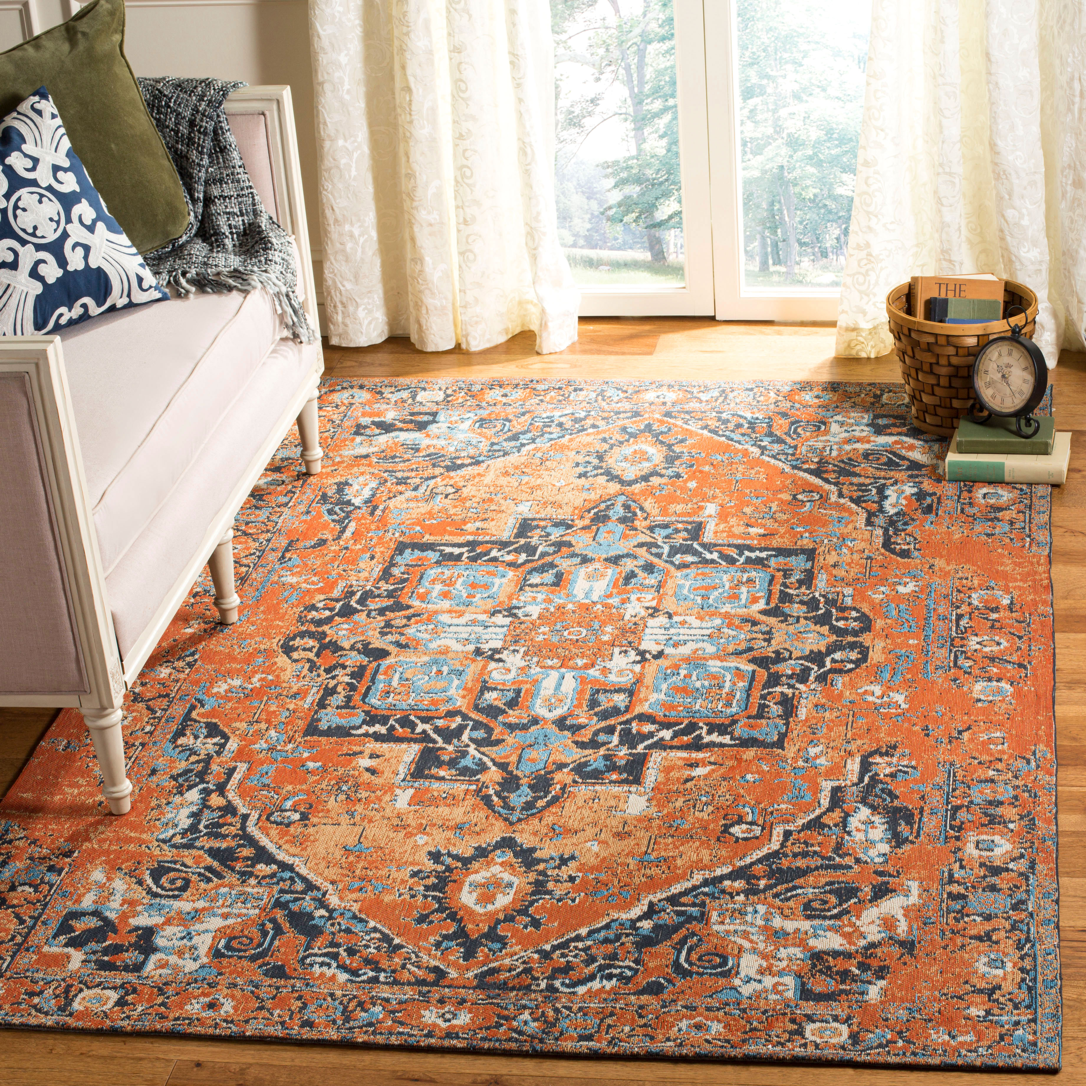 SAFAVIEH Classic Vintage Atanas Global Polyester Area Rug, Orange/Navy, 3' x 5'