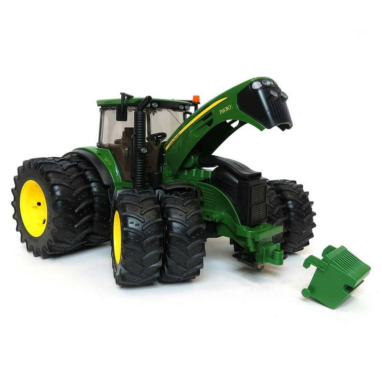 John Deere Tractor 7930 w. double wheels