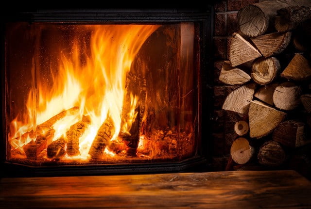 Timber Ridge Premium Boxed Firewood 0.65 cu ft for Fireplaces and Camping