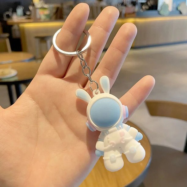 LLavero de oso relámpago de dibujos animados, muñeco de oso astronauta, colgante de bolso, llavero de coche para pareja, accesorios creativos con dijes, nuevo