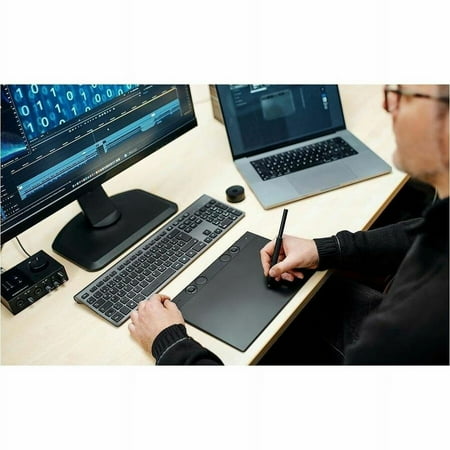 Wacom - Intuos Pro Large Bluetooth Professional Graphic Drawing Tablet  (2025) - Black