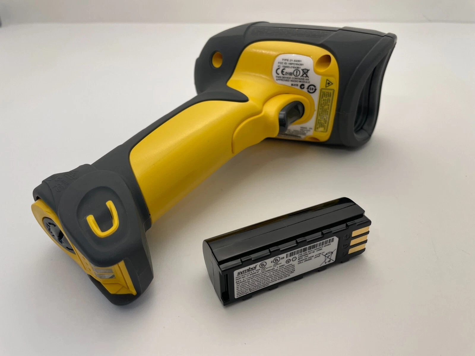 Restored Symbol DS3478 Wireless Barcode Scanner – USB & Bluetooth Connectivity, Handheld 2D Scanner, P/N: DS3478-SF20005WR (Refurbished)