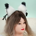 thumbnail image 3 of Accesorio para el cabello con pinza para el pelo con orejas de zorro de peluche, 3 of 8