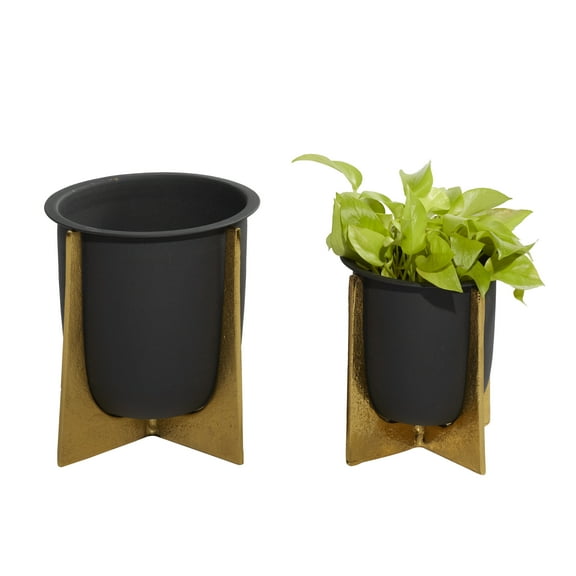 DecMode 9", 7"H Indoor Outdoor Black Metal Planter with Removable Gold Stand (2 Count)