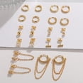 thumbnail image 4 of Set de Aros Pequeños y Pendientes de Botón Chapados en Oro 14K, 4 of 5