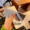 thumbnail image 4 of Gafas de sol verdes para hombre, moda masculina, personalidad vanguardista, tiro callejero, gafas de sol negras integradas, gafas a prueba de sol para mujer, 4 of 5