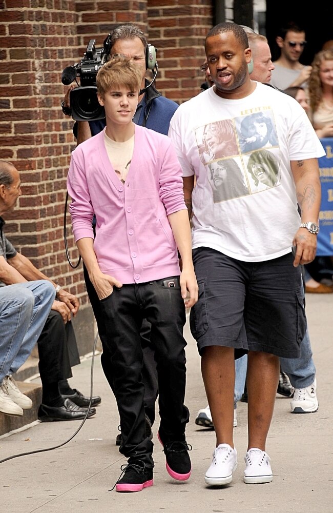 Justin Bieber At Talk Show Appearance For The Late Show With David Letterman - image 1 of 1