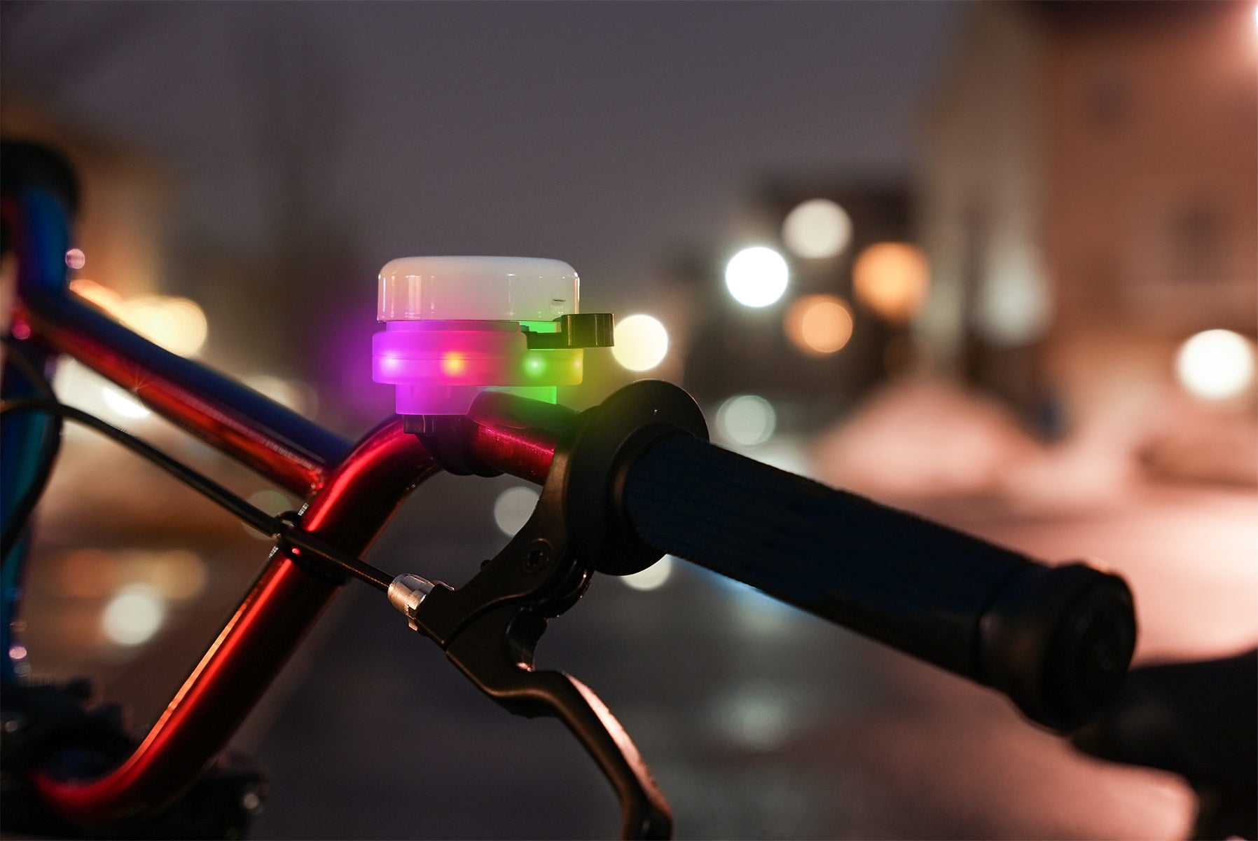 Brightz BellBrightz Bicycle Bell with Multicolor Twinkling LEDs, 1.5 in x 4 in x 7 in , White