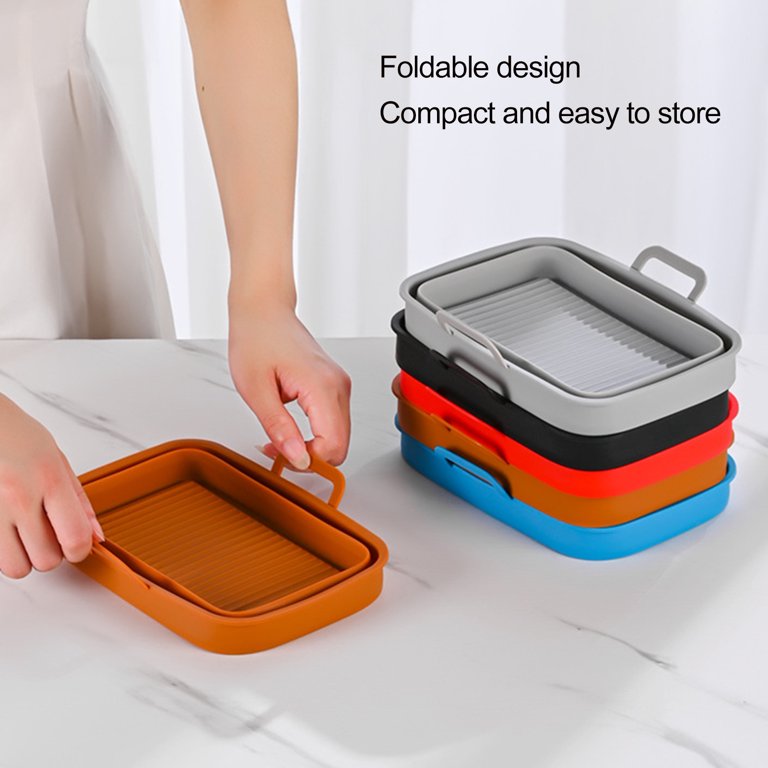 Foldable baking tray storage