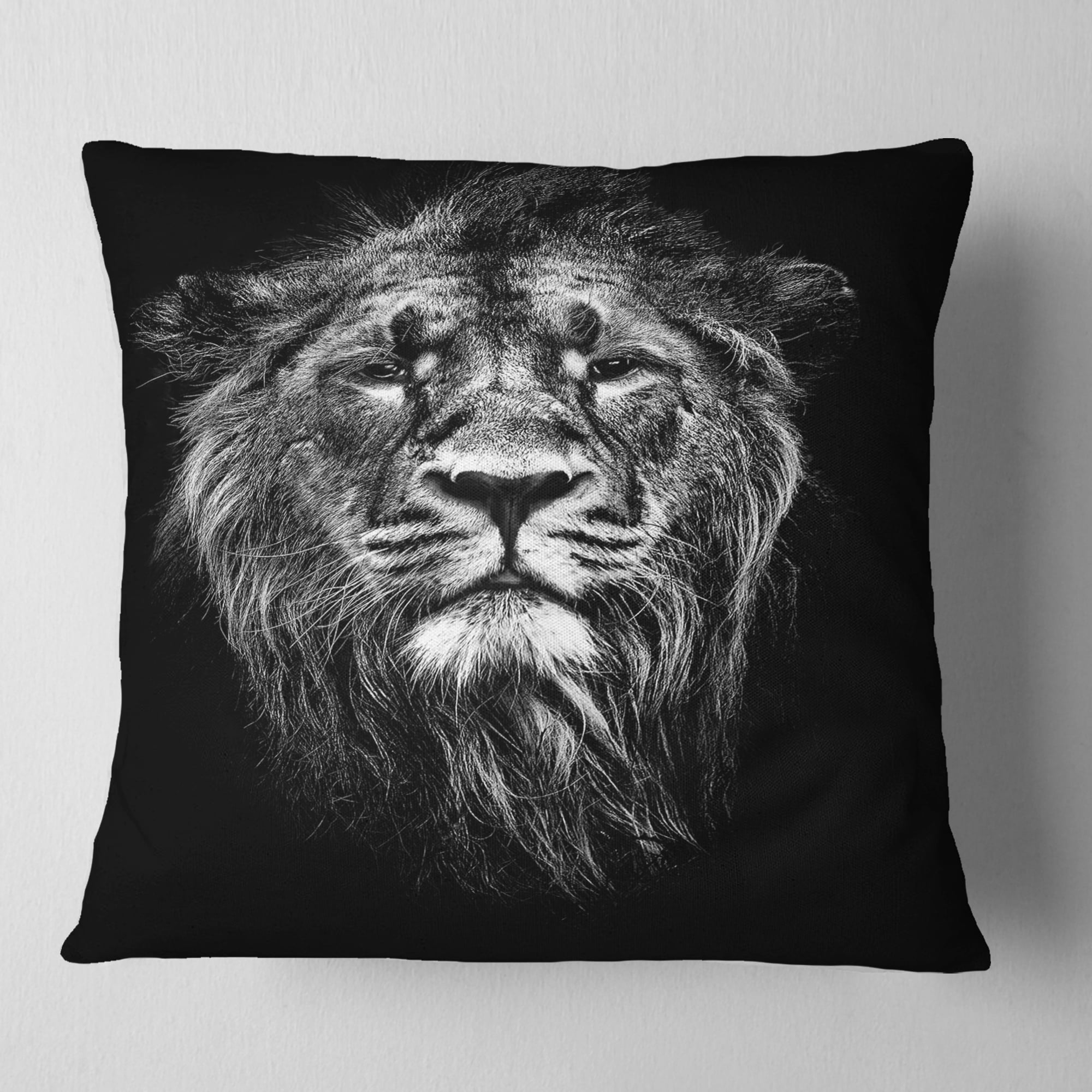 Designart Male Asiatic Lion - Animal Throw Pillow - 18x18