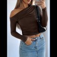thumbnail image 4 of Blusa Informal de Larga con Cuello y Hombros Descubiertos para Mujer, Ajustada, para Salir, Estilo Y2K Color Café M, 4 of 7