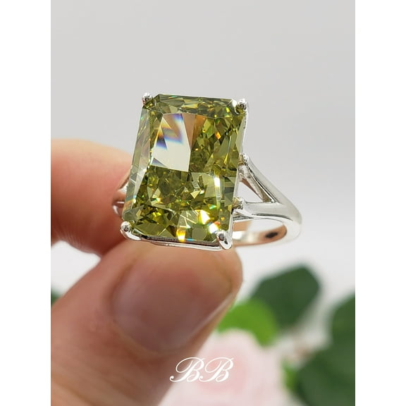 14x10mm Peridot Crushed Ice Radiant Cut, Solitaire Statement Ring, 5A Quality Cubic Zirconia, Sterling Silver,
