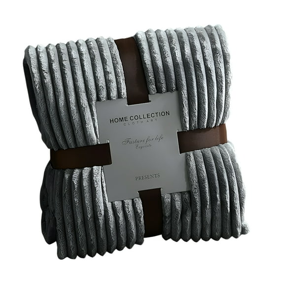 AUQ King Size Blankets for Bed Lightweight Soft Hugging Blanket Suitable for Sofas Beds-Blankets Soft and Plush Lightweight Summer Blanket King Size Strawberry Blanket