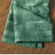 thumbnail image 4 of Juego de toallas de cocina KitchenAid Albany, paquete de 4, color verde oscuro/blanco, 4 of 4