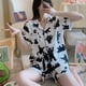 thumbnail image 2 of Pijama de verano para mujer, cárdigan fino de algodón, manga corta, pantalones cortos, estampado de oso, ropa de casa (blanco, negro, talla L), 2 of 6