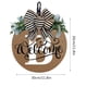 thumbnail image 2 of Ionze - Corona para puerta de entrada, decoración para todo el año (2024), letrero de bienvenida, 26 letras, para exteriores, para colgar en la puerta de entrada, corona de madera, accesorios para el, 2 of 8