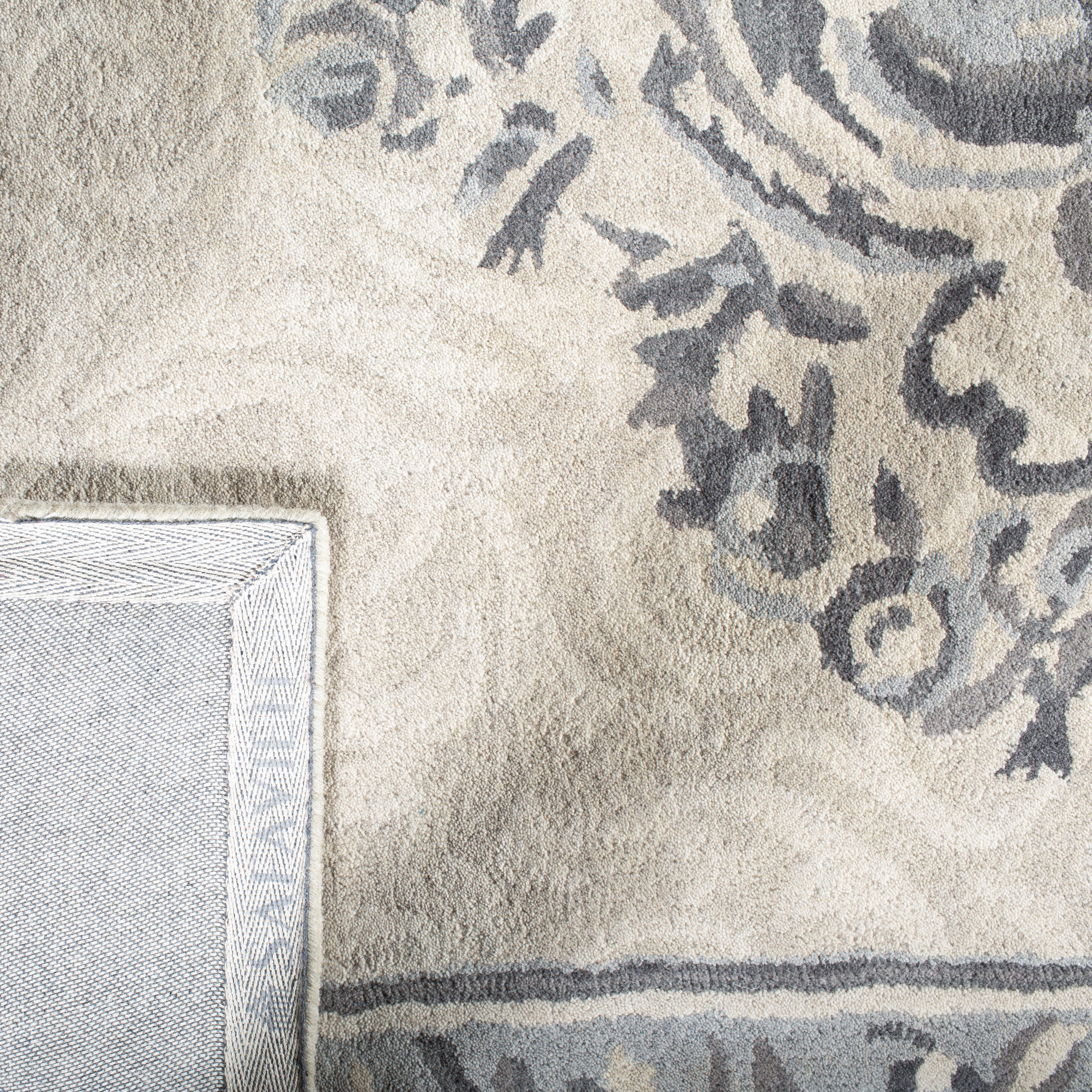 Safavieh Empire Bethanie Oriental Wool Area Rug, Beige/Light Gray, 3'6" x 3'6" Round